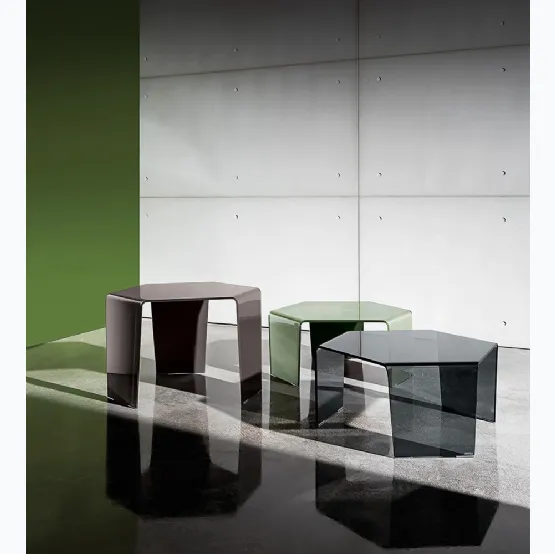 Tavolino 3 Feet in vetro curvo laccato o fumé di Sovet