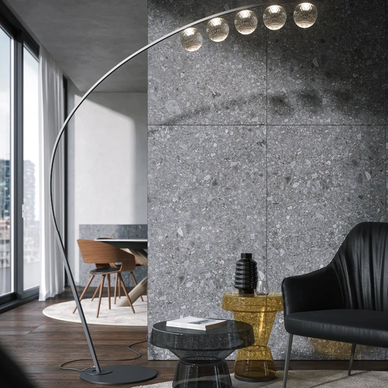 Lampada da terra Iperbolle in metallo e vetro di Tonin Casa