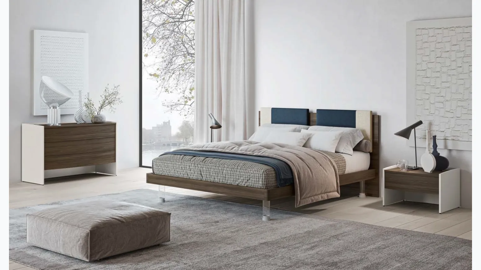 Letto matrimoniale in nobilitato finitura Forestal Dark con testiera rivestita da due cuscini imbottiti in tessuto e piedini trasparenti Ginevra GL14 di Marka Total Living