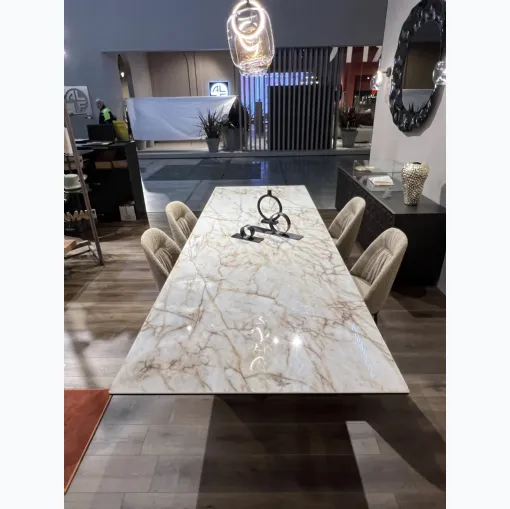Tavolo allungabile in ceramica Axel di Ozzio