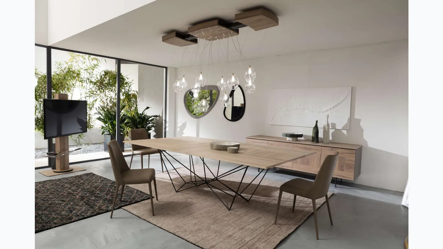 Tavolo rettangolare allungabile in Rovere con base in metallo Fil8 di Ozzio