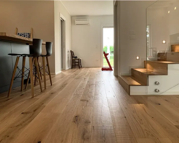 Parquet Gardena con scala