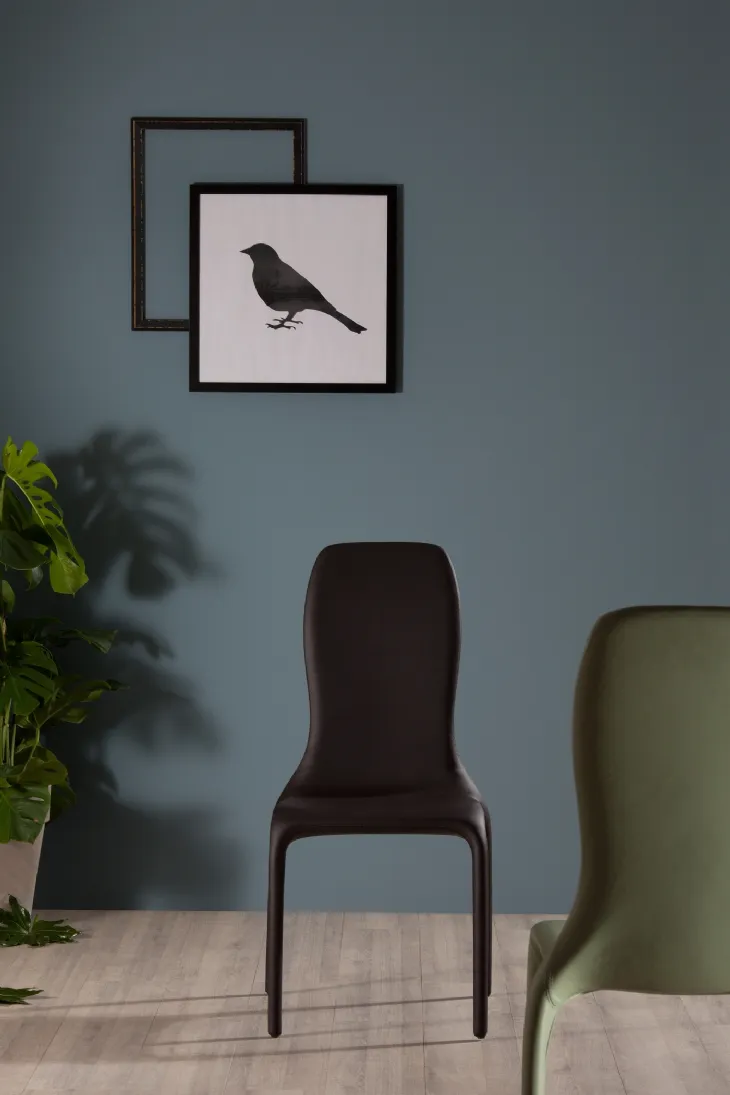 Sedia di design Lisetta con seduta in poliuretano schiumato di Tonin Casa