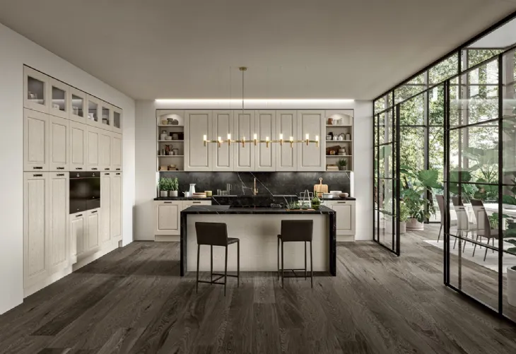 Cucina Classica con isola in legno di Frassino finitura Juta decapè e top in Dekton Verona di Arredo3