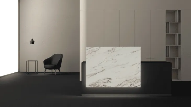 Mobile Ufficio Reception Lux 02 in melaminico e vetro effetto marmo di Bralco