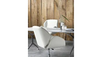 Suoni Guest Chair
